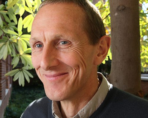 Headshot of Peter Searson.