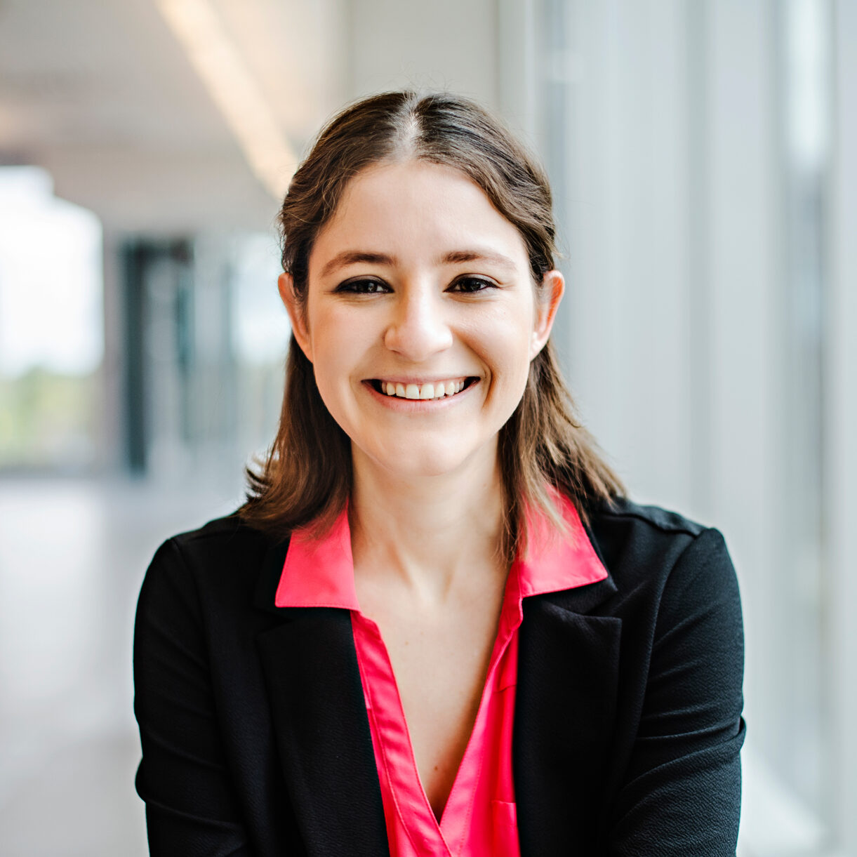 Headshot of Danielle Ripsman.