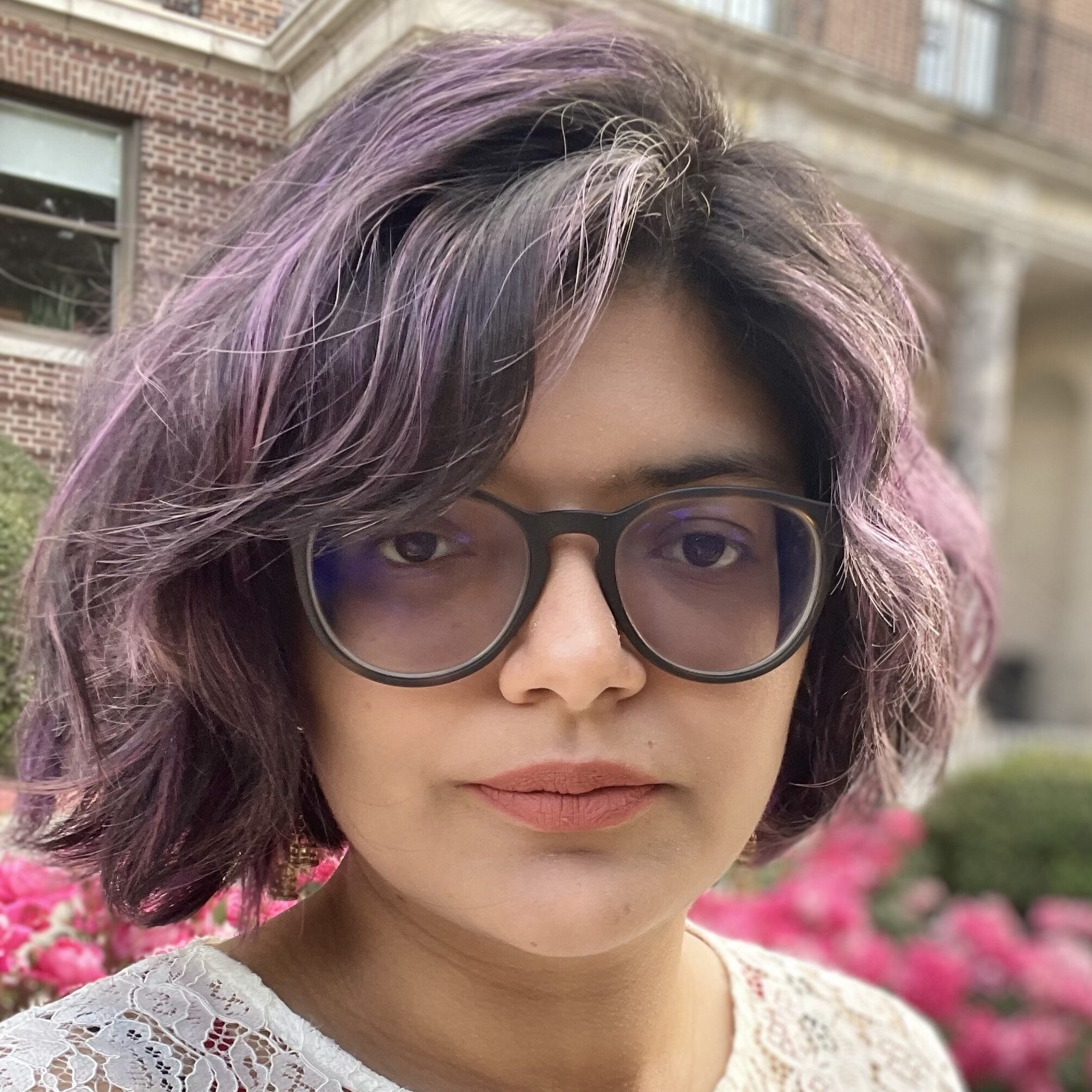Headshot of Amama Mahmood.