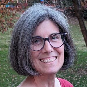 Headshot of Valerie Smothers.