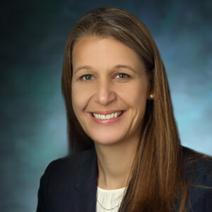 Headshot of Deanna Hanisch.